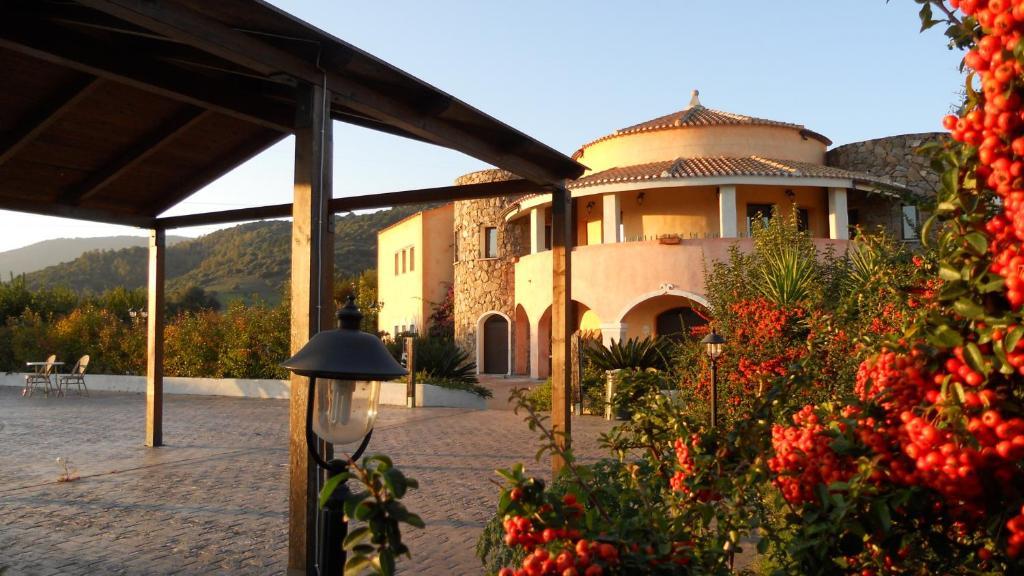 Maria Caderina Green Village Позада Екстериор снимка